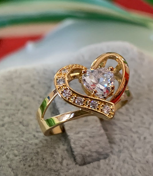 Anillo  Corazón Circonita AM-19