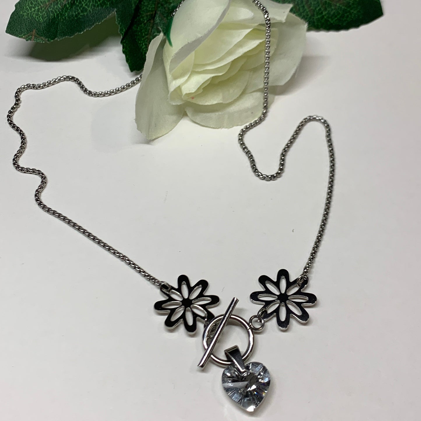 CADENA FLOR CORAZON JYMA  0082