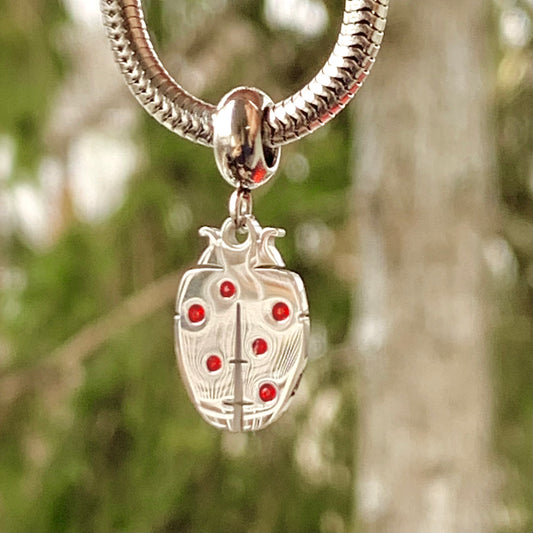 Colgante charm Mariquita