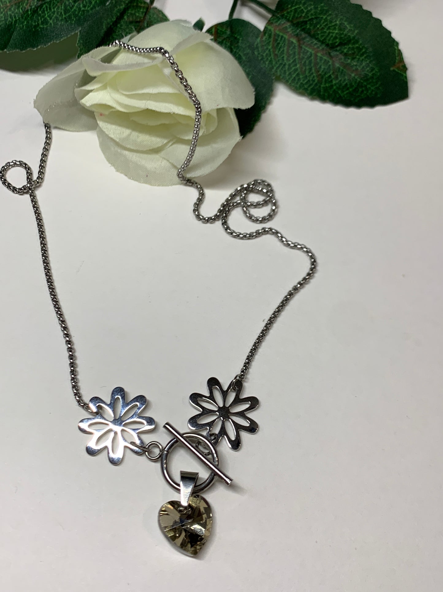 CADENA FLOR CORAZON JYMA  0082